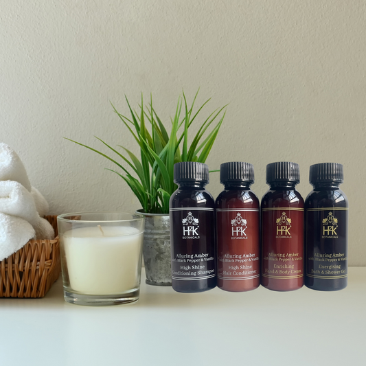 Alluring Amber with Vanilla & Black Pepper Pamper Pack with Lip Rescue