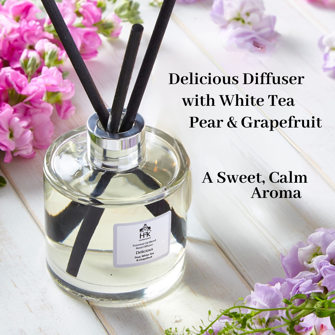 House Warming Delicious White Tea, Pear and Grapefruit Reed Diffuser