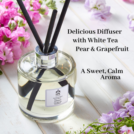 House warming White Tea, Pear and Grapefruit Reed Diffuser large