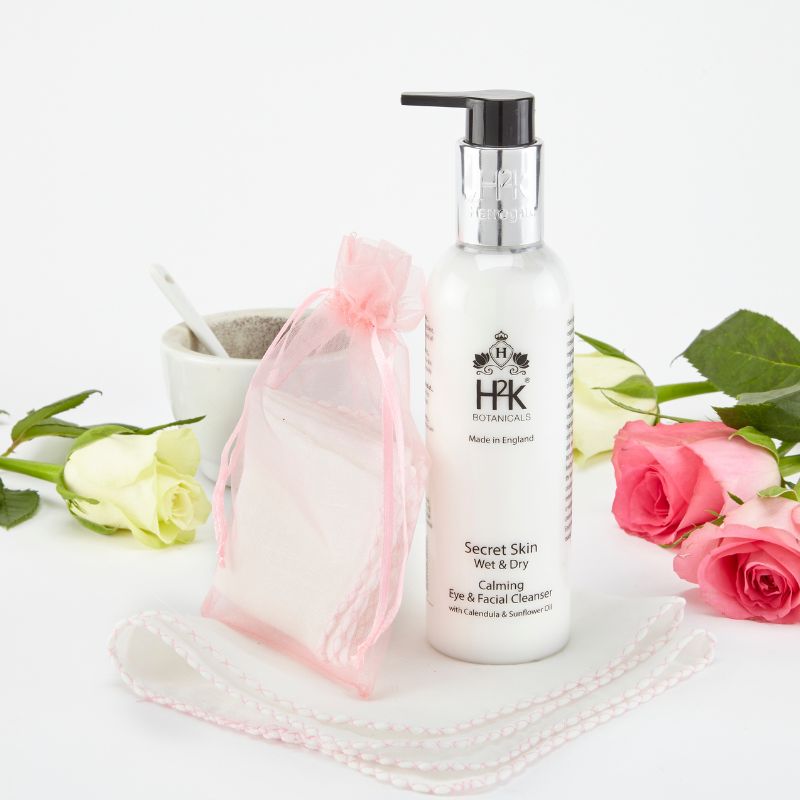 Wet & Dry Cleanser Eye Facial Cleanser to remove eye makeup muslin cloth