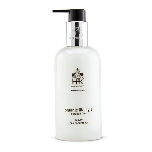 Nourishing Hair Conditioner with Aloe Vera and Seakelp for Thick and Curly Hair.
